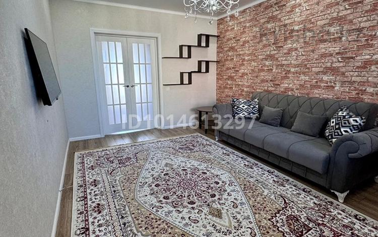 3-бөлмелі пәтер · 60 м² · 5/5 қабат, Жастар ш/а., Азаттык, бағасы: 220 000 ₸ в Атырау, мкр Жастар — фото 3
