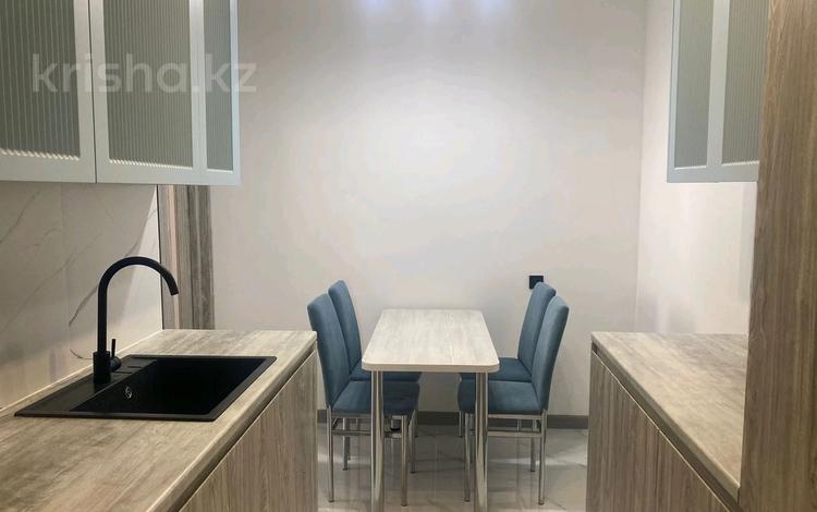 3-комнатная квартира · 95 м² · 3/12 этаж, 11 улица 37/2 — Акимат. НИШ. теннисный корпус за 18 000 ₸ в Туркестане — фото 5