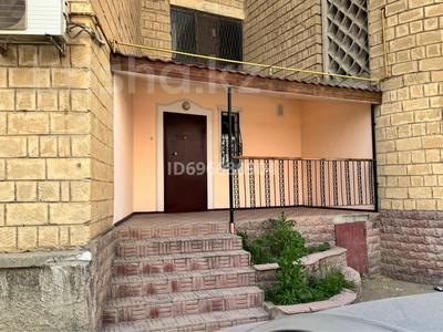Продажа квартир в Мангистауской обл.: 5-комнатная квартира · 105 м² · 1/5 этаж, 27-й мкр 39 за 33 млн 〒 5-комнатная квартира · 105 м² · 1/5 этаж, 27-й мкр 39 за 33 млн 〒 в Актау