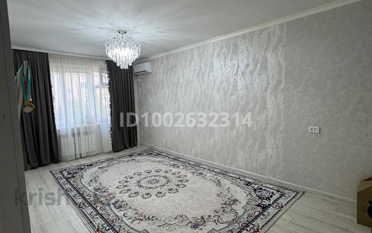 2-комнатная квартира · 55.5 м² · 4/5 этаж, Старый город, Алтынсарина 33/1 за 15 млн 〒 в Актобе — фото 2
