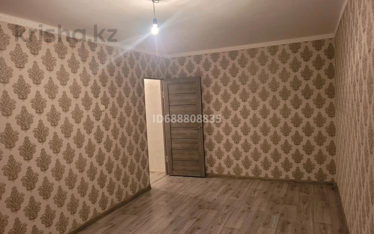 1-бөлмелі пәтер · 42 м² · 1/5 қабат, 3 мкр 49 — Возле ДК, стомотология Мухтар, бағасы: 6.5 млн ₸ в Жанатасе — фото 2
