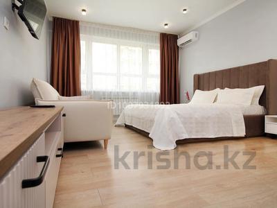 1-комнатная квартира · 40 м² · 1/12 этаж, Сейфуллина — Макатаева за 350 000 ₸ в Алматы, Алмалинский р-н