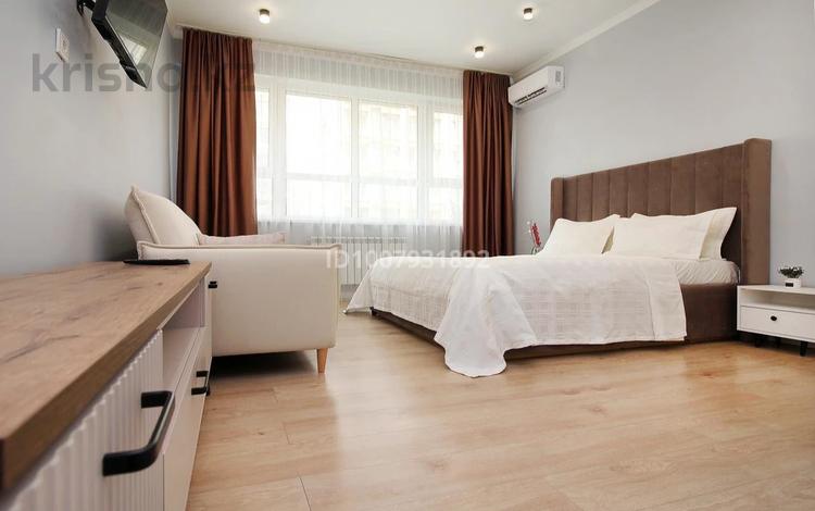 1-комнатная квартира · 40 м² · 1/12 этаж, Сейфуллина — Макатаева за 350 000 ₸ в Алматы, Алмалинский р-н — фото 17