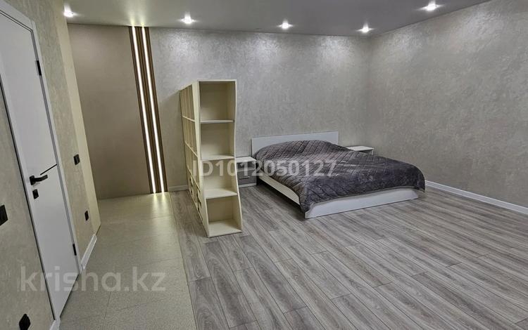1-комнатная квартира · 50 м² · 6/9 этаж, Просп. Нурсултана Назарбаева 233Б за 200 000 〒 в Костанае — фото 2