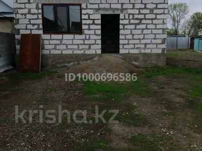 Отдельный дом · 4 комнаты · 80 м² · 10 сот., Саурык батыра 70г — Магазин Наргиз за 20 млн 〒 в Узынагаш