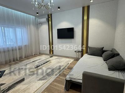 2-комнатная квартира · 75 м² · 8/8 этаж, 20-й мкр 1/2 за 19.5 млн ₸ в Актау