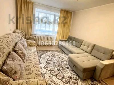 2-комнатная квартира · 58 м² · 1/10 этаж, Шакарима 15 — Казына торговый дом Автовокзал Центральный за 13 000 ₸ в Семее