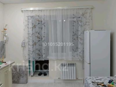 1-комнатная квартира · 63 м² · 1/9 этаж, мкр. Алтын орда, Тауелсиздик 24А — Газиза Жубанова за 200 000 ₸ в Актобе