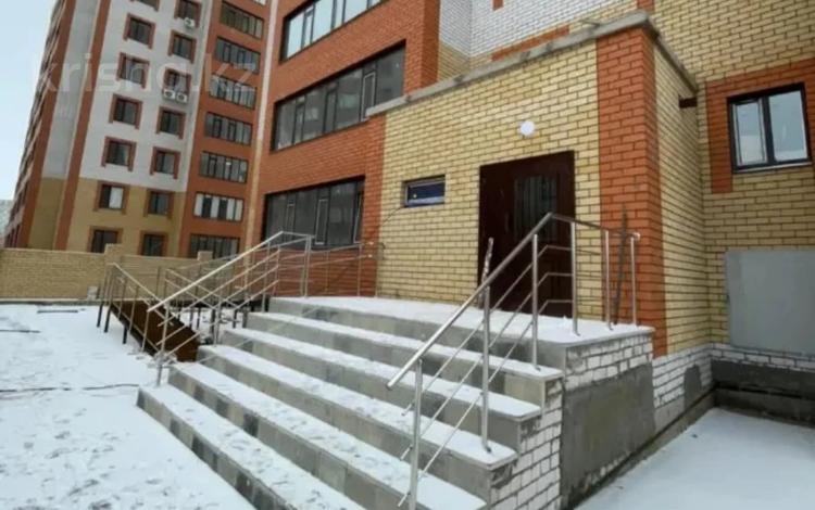 2-бөлмелі пәтер · 65 м² · 2/9 қабат, Джамбула 5А, бағасы: 27.9 млн ₸ в Семее — фото 6
