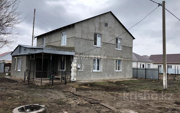 Отдельный дом • 5 комнат • 196 м² • 8 сот., Каратау за 27 млн 〒 в Уральске — фото 2
