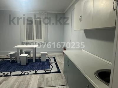 2-бөлмелі пәтер · 70 м² · 2/2 қабат, Ұлжан-2 ш/а. 2, бағасы: 200 000 ₸ в Алматы, Алатауский р-н