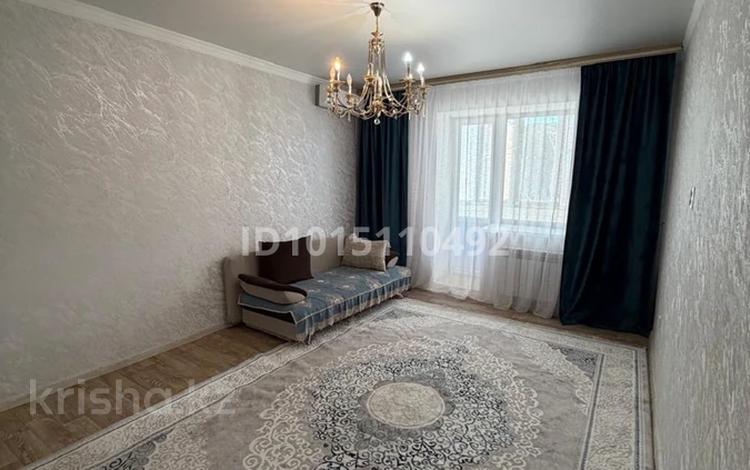 2-бөлмелі пәтер · 65.2 м² · 7/9 қабат, Алтын орда ш/а. 1 г к 3, бағасы: 25 млн ₸ в Актобе, мкр. Алтын орда — фото 2