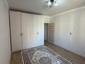 2-бөлмелі пәтер · 65.2 м² · 7/9 қабат, Алтын орда ш/а. 1 г к 3, бағасы: 25 млн ₸ в Актобе, мкр. Алтын орда — фото 4