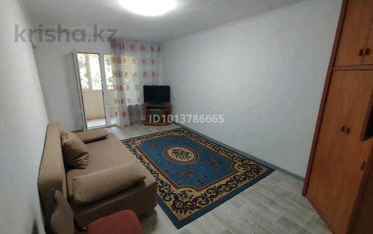 1-комнатная квартира · 32 м² · 3/4 этаж, мкр Горный Гигант, Назарбаева 270 за 280 000 ₸ в Алматы, Медеуский р-н — фото 9