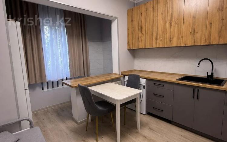 1-комнатная квартира · 40 м² · 2/5 этаж, мкр Аксай-5 за 31 млн ₸ в Алматы, Ауэзовский р-н — фото 6