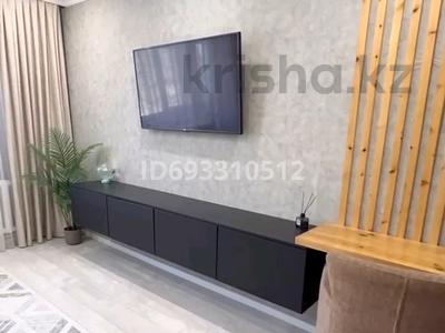 2-комнатная квартира, 54 м², 2/5 этаж помесячно, мкр Юго-Восток, Рыскулова 5 за 200 000 〒 в Караганде, Казыбек би р-н