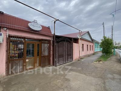 Отдельный дом · 5 комнат · 183.6 м² · 6 сот., Смагула Садуакасова 5А за 35 млн ₸ в 