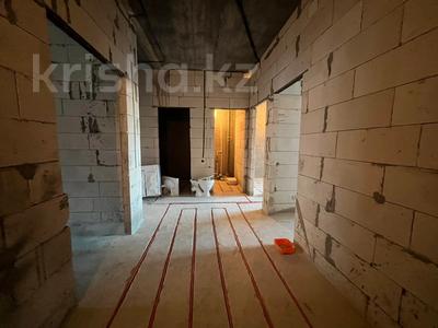 3-комнатная квартира · 93.7 м² · 1/3 этаж, Шамелова за 30 млн 〒 в Уральске