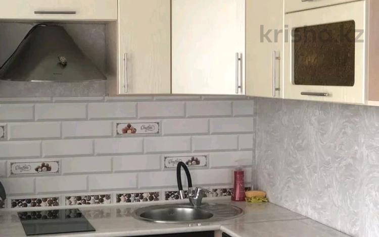 1-комнатная квартира · 35 м² · 3/5 этаж, Егемен Казахстан 40 — Центр,Океан за 150 000 ₸ в Петропавловске — фото 2