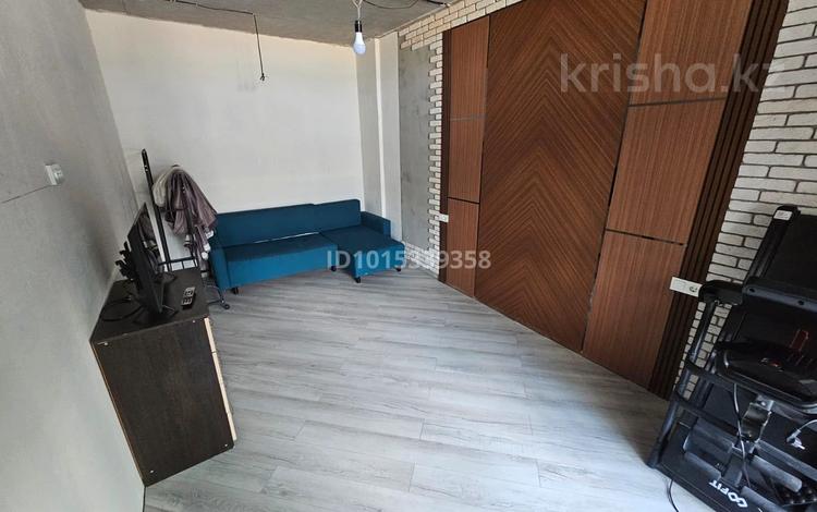 1-комнатная квартира · 50 м², E-669 13 за 160 000 ₸ в Астане, Есильский р-н — фото 2