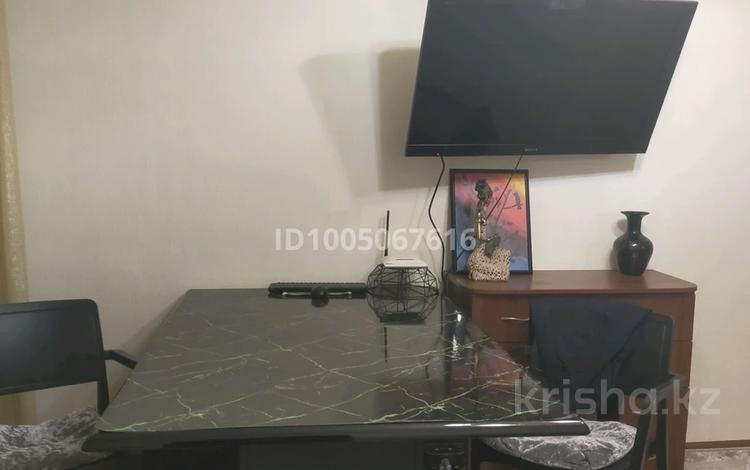 2-бөлмелі пәтер · 50 м² · 1/5 қабат, Акбулак 18 — Женис парк, бағасы: 130 000 ₸ в Таразе — фото 2