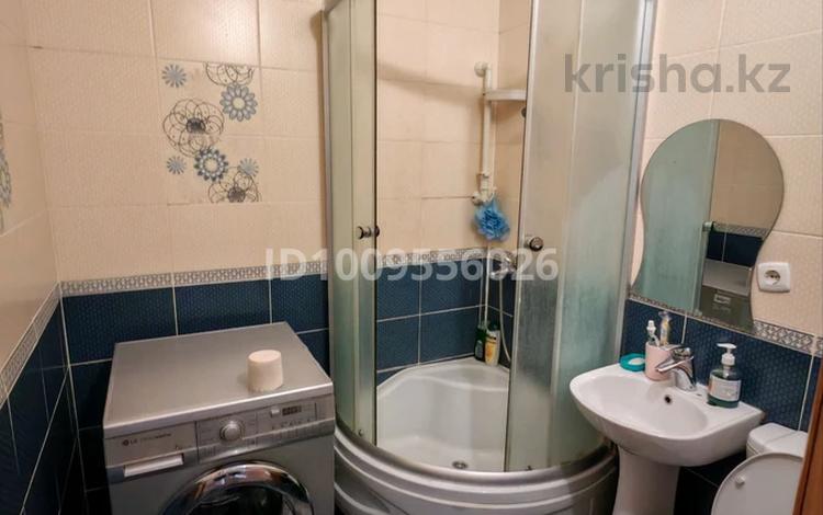1-комнатная квартира · 30 м² · 12/12 этаж, Кабанбай батыра 40 за 13 000 ₸ в Астане, Есильский р-н — фото 3