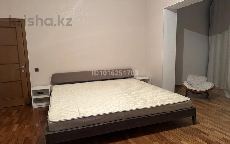 5-комнатная квартира · 320 м², мкр Баганашыл, Алмалы 31 за 990 000 ₸ в Алматы, Бостандыкский р-н — фото 2