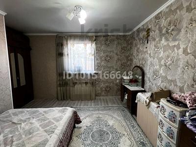 Жеке үй · 4 бөлме · 210 м² · 10 жүзд., Игилик 118 — Зере, бағасы: 40 млн ₸ в Талдыкоргане, село Ынтымак