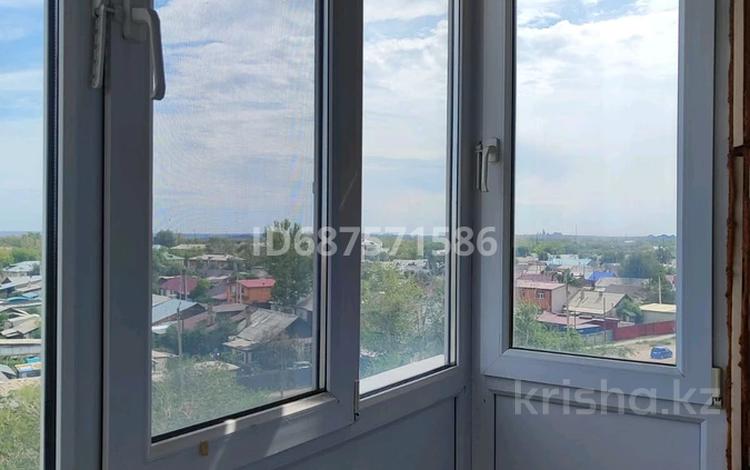 2-бөлмелі пәтер · 42.7 м² · 5/5 қабат, Пришахтинск, Пришахтинск, 21й микрорайон 4 — Возле налоговой, бағасы: 9.7 млн ₸ в Караганде, Алихана Бокейханова р-н — фото 9