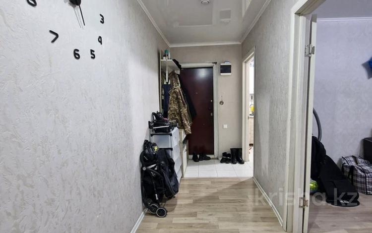 4-бөлмелі пәтер · 77.9 м² · 8/9 қабат, Бозтаева 128 а, бағасы: 25.5 млн ₸ в Семее — фото 18