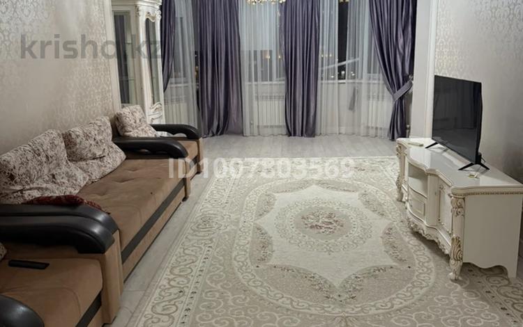 4-комнатная квартира · 130 м² · 5/9 этаж, мкр Сары Арка 40 за 450 000 ₸ в Атырау — фото 2