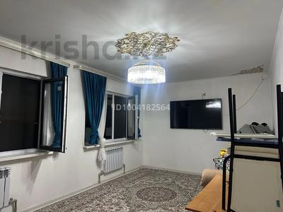 Отдельный дом · 4 комнаты · 100 м² · 6 сот., Махаммбет Өтемісұлы 88 — Школьный за 27 млн 〒 в 