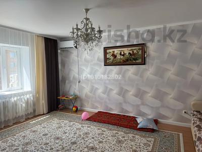 3-бөлмелі пәтер · 85.4 м² · 5/5 қабат, мкр Кадыра Мырза-Али 9, бағасы: 32 млн ₸ в Уральске