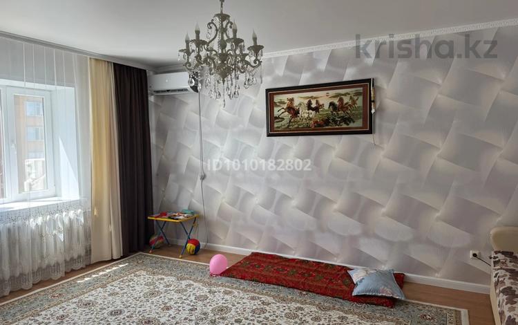 3-бөлмелі пәтер · 85.4 м² · 5/5 қабат, мкр Кадыра Мырза-Али 9, бағасы: 32 млн ₸ в Уральске — фото 2