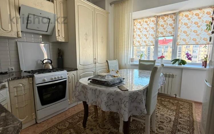 3-бөлмелі пәтер · 75 м² · 4/5 қабат, Алтын орда ш/а. 9/4 — Нектар, бағасы: 33 млн ₸ в Актобе, мкр. Алтын орда — фото 8
