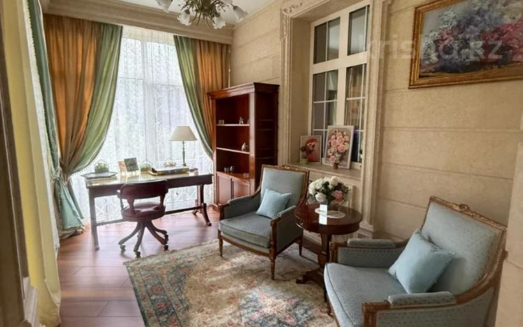 Жеке үй · 9 бөлме · 700 м² · 20 жүзд., Достык 325, бағасы: 3.5 млрд ₸ в Алматы, Медеуский р-н — фото 19