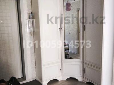 3-бөлмелі пәтер · 62 м² · 1/5 қабат, Майкудук, Майкудук, мкр Восток-1, бағасы: 18 млн ₸ в Караганде, Алихана Бокейханова р-н