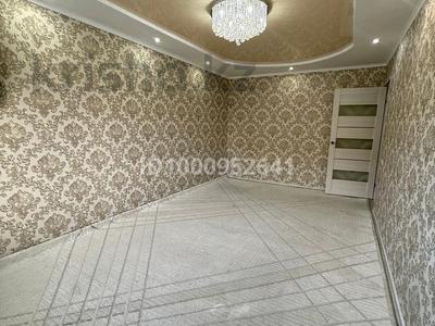 3-комнатная квартира · 70 м² · 5/5 этаж, мкр Кунаева 71 за 180 000 〒 в Уральске