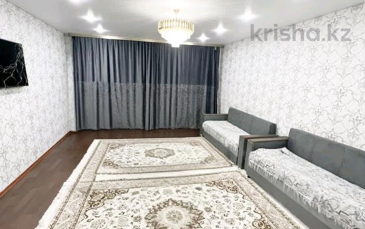 3-комнатная квартира · 91.4 м² · 1/5 этаж, Юность 1 за 32.6 млн ₸ в Семее — фото 2