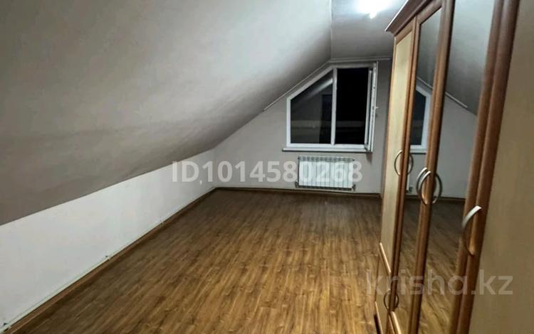 3-комнатная квартира · 90 м² · 2 этаж, мкр Горный Гигант за 350 000 ₸ в Алматы, Медеуский р-н — фото 2