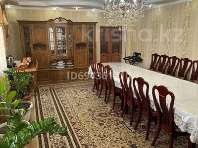 Отдельный дом • 6 комнат • 320 м² • 20 сот., Кайрат за 150 млн 〒 в Шамалгане