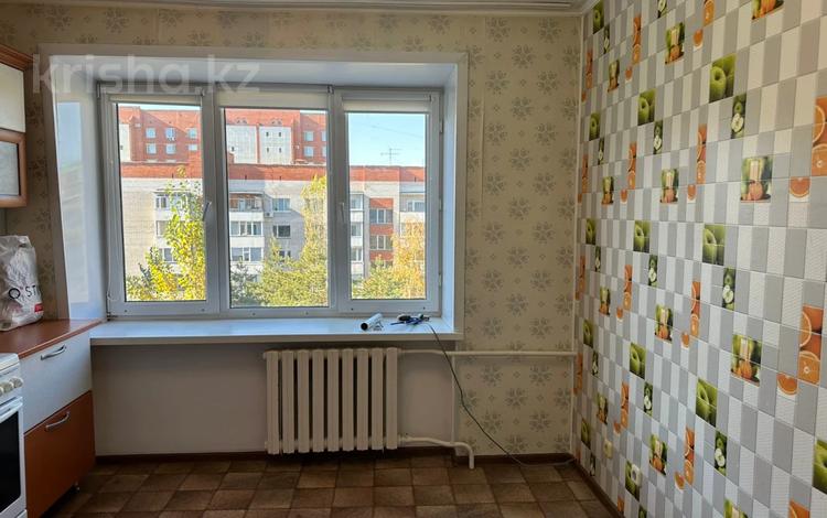 2-бөлмелі пәтер · 65.3 м² · 5/5 қабат, 5 микрорайон 8, бағасы: 24.5 млн ₸ в Костанае — фото 2