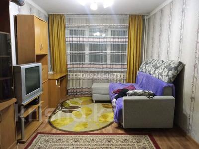 1-комнатная квартира, 36 м², 1/4 этаж помесячно, мкр №10 А 2 за 180 000 〒 в Алматы, Ауэзовский р-н