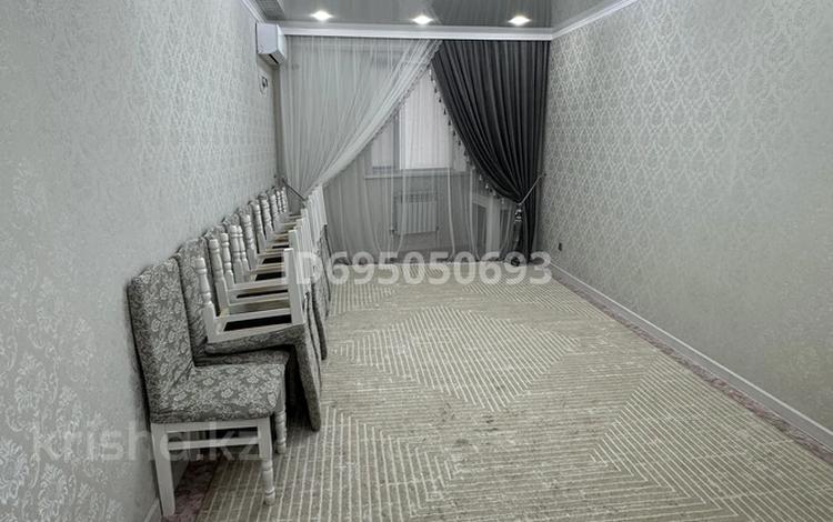 3-комнатная квартира · 79.5 м² · 6/9 этаж, мкр. Зачаганск пгт, Мкр. Зачаганск Бірлік 33 за 32 млн ₸ в Уральске — фото 2