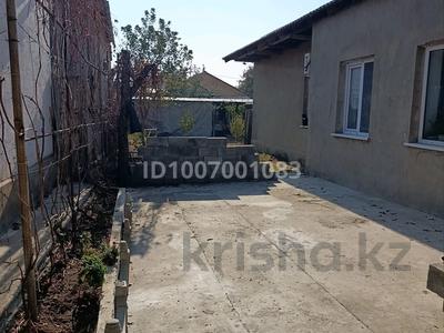 Жеке үй · 4 бөлме · 136 м² · 5 жүзд., Сман Азима 82 — Ташенова - Адырбекова, бағасы: 60 млн ₸ в Шымкенте