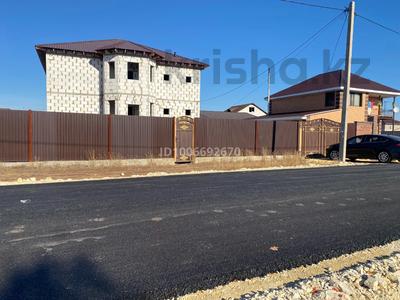 Отдельный дом · 10 комнат · 750 м² · 18 сот., Уч. кв 015 4077 за 50 млн 〒 в Караоткеле