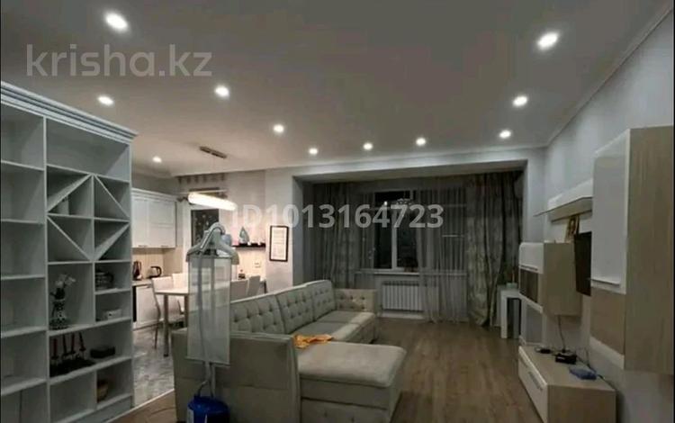 3-бөлмелі пәтер · 114 м² · 18/20 қабат, Гагарина 133/2, бағасы: 600 000 ₸ в Алматы, Бостандыкский р-н — фото 2