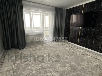 4-комнатная квартира, 80 м², 6/6 этаж, Асылбекова 95 за 30 млн 〒 в Жезказгане