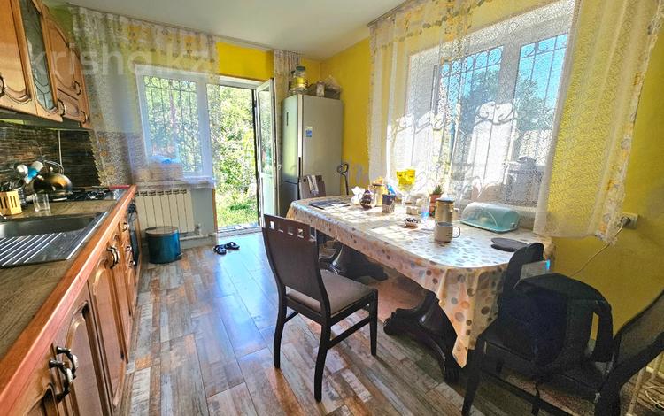 Отдельный дом · 2 комнаты · 150 м² · 4.05 сот., Есенберлина за 135 млн ₸ в Алматы, Медеуский р-н — фото 10