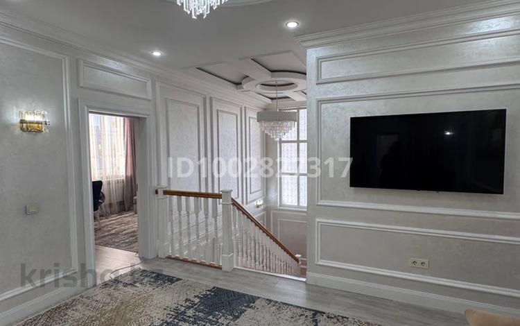 Отдельный дом · 6 комнат · 340 м² · 8 сот., мкр Акбулак 47 — Момышұлы за 240 млн 〒 в Алматы, Алатауский р-н — фото 2